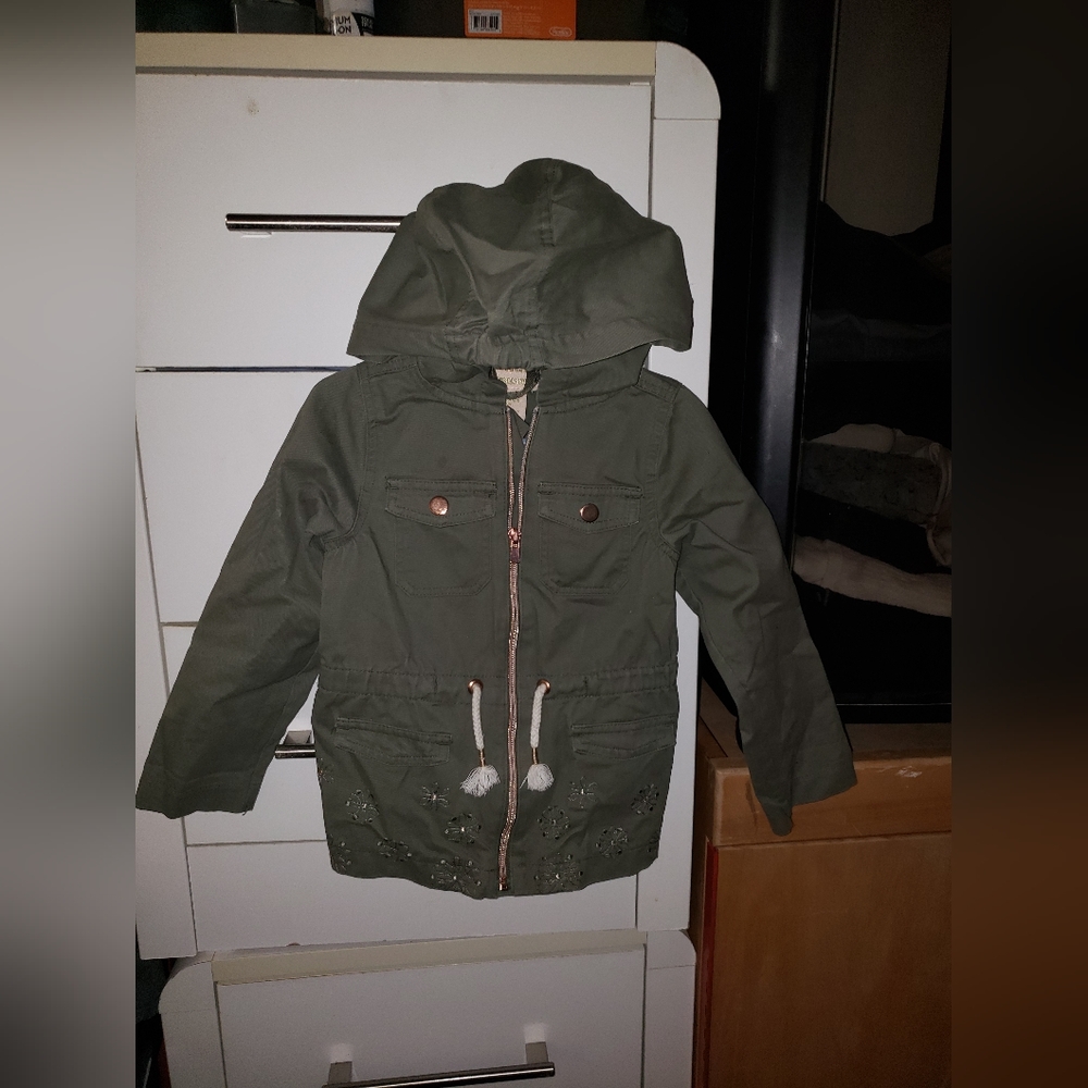 Gillian's Closet Girls Jacket 4T Like New. Buy One Get One Free.